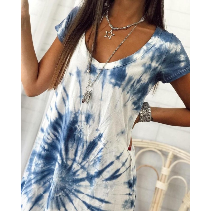 Chic Tie Dye Print Rounded V-Neckline Short Sleeve Maxi Dress