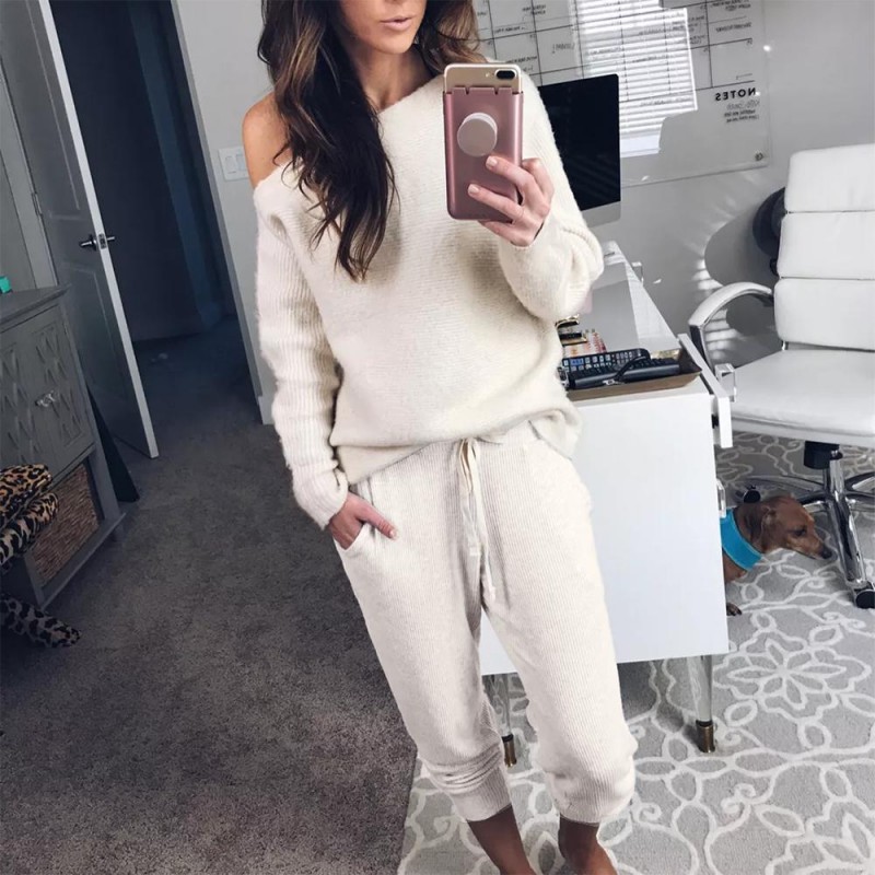 Comfy Plain Scoop Neck Long Sleeve Lounge Set