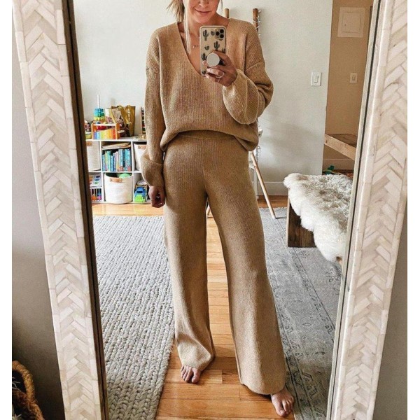 Make Your Case Camel Loungewear Set