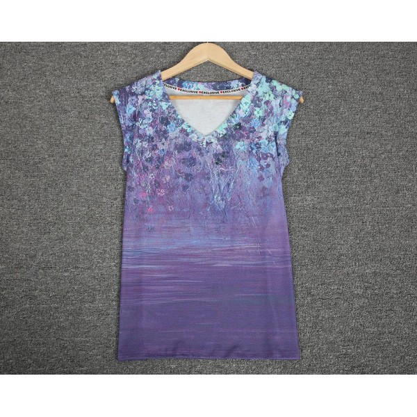 Stunning V-Neck Sleeveless Printed Top