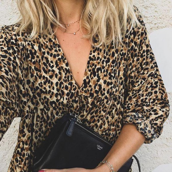 Stylish Leopard Print V-Neck Side Pocket Mini Dress