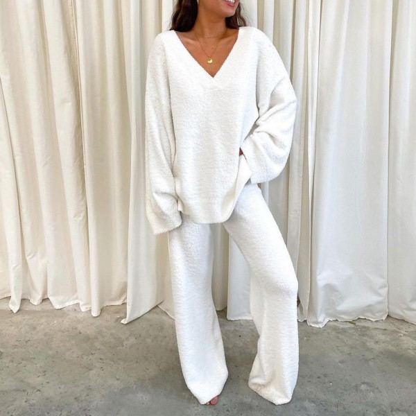 Winter Snowflake White Loungewear Set