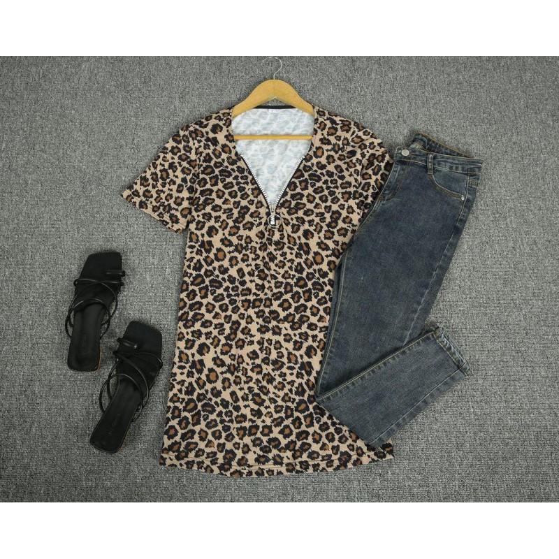 Wild Leopard Print Short Sleeve Top