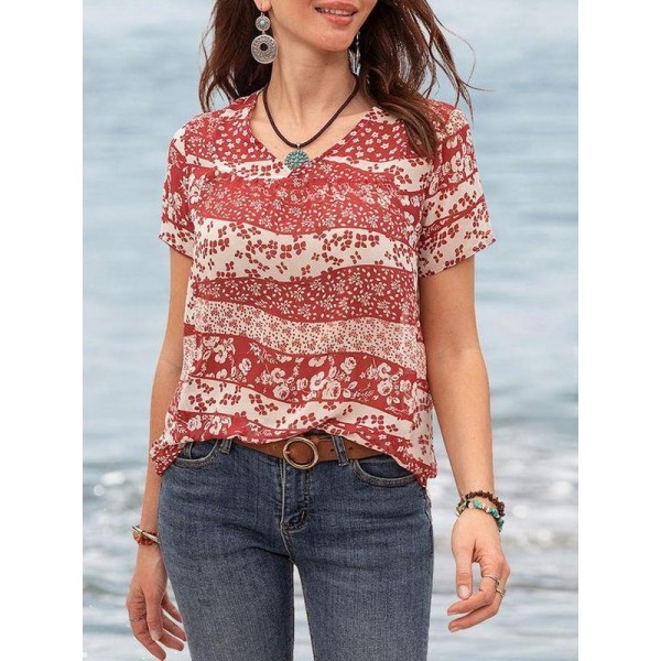 Chic Print V-Neck Short Sleeve Top