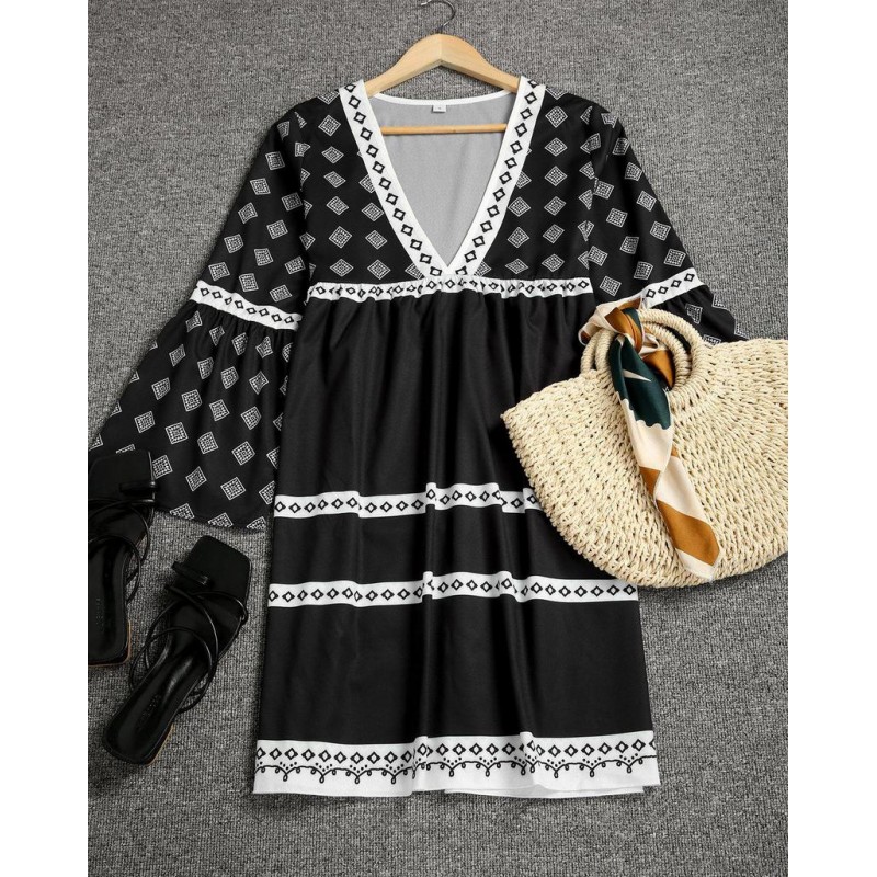 Modern Print 3/4 Sleeve Mini Dress