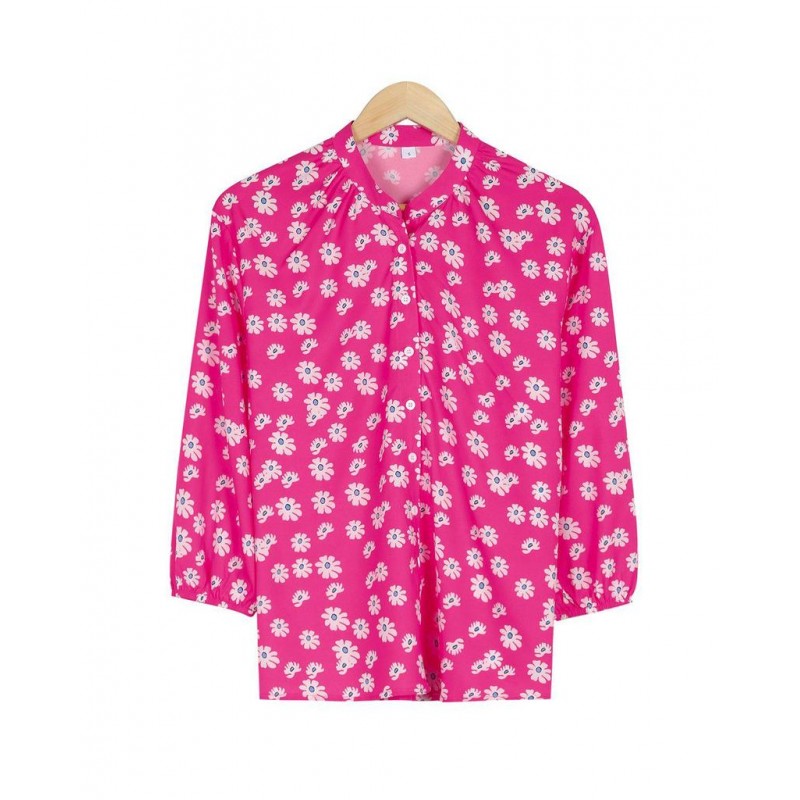 Showy Print 3/4 Sleeve Shirt