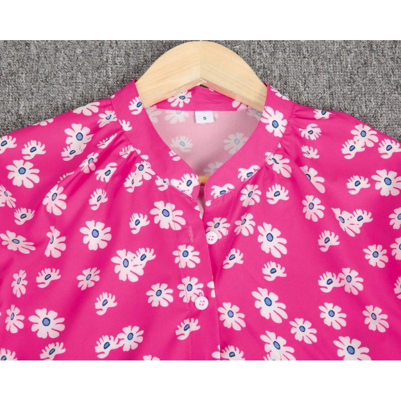 Showy Print 3/4 Sleeve Shirt