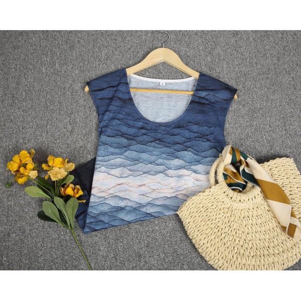 Modern Print Round Neck Sleeveless Top