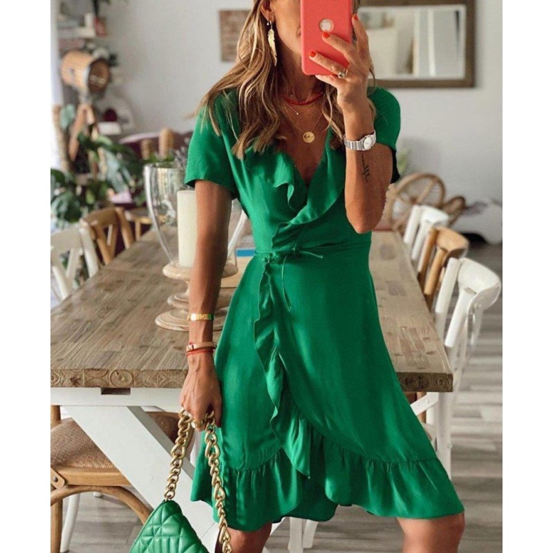 Attractive Green V-Neck Short Sleeve Mini Dress