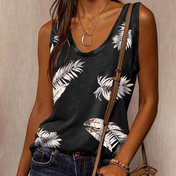 Chic Print Scoop Neck Top