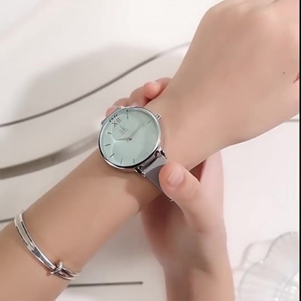 Women's Big Round Dial Quartz Watch